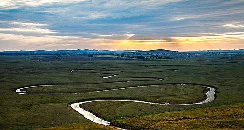 《勇者斗恶龙》系列作曲师椙山浩一去世 享年90岁